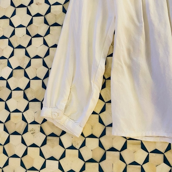 Zara Soft Collection White Button Down with Beaded Detail size 6 - Picture 6 of 6